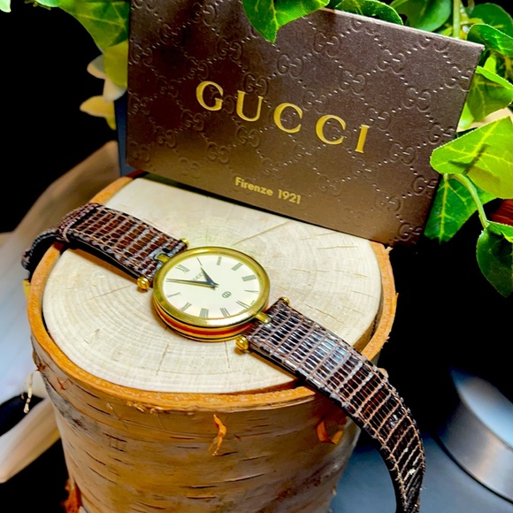 Gucci Accessories - GUCCI vintage gold tone watch red green new Gucci band and watch battery